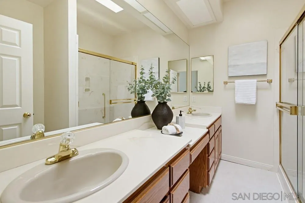 17844 Joyas Ct Poway, CA 92064