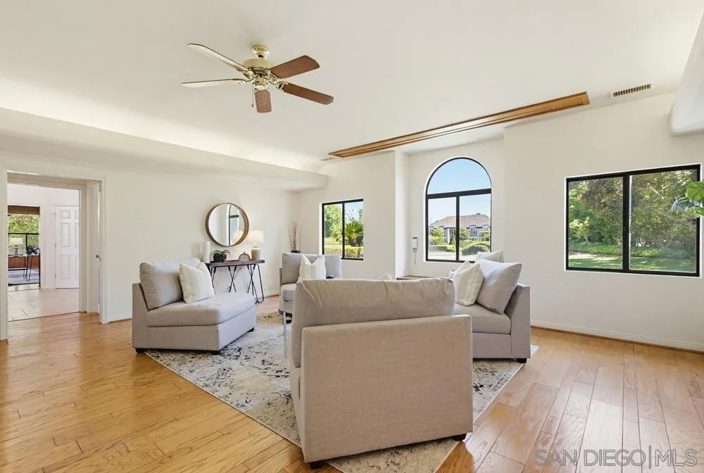 17844 Joyas Ct Poway, CA 92064