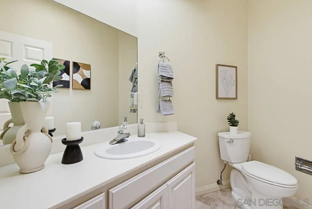 17844 Joyas Ct Poway, CA 92064