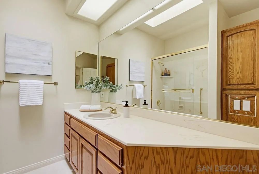 17844 Joyas Ct Poway, CA 92064