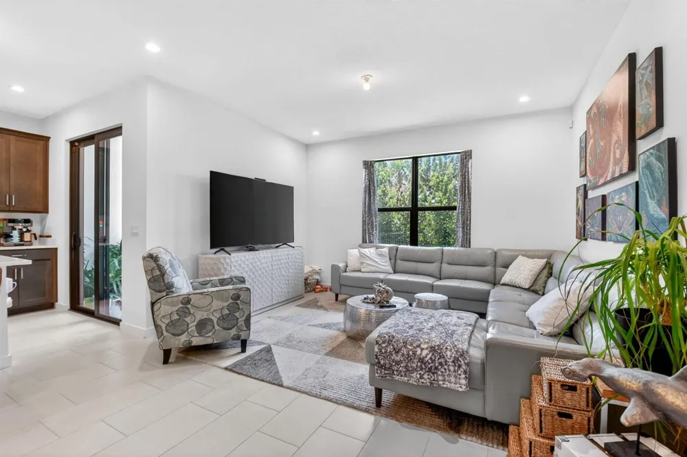 7351 Lenora Lane Lake Worth, FL 33467