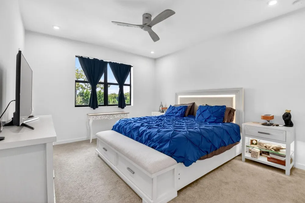 7351 Lenora Lane Lake Worth, FL 33467