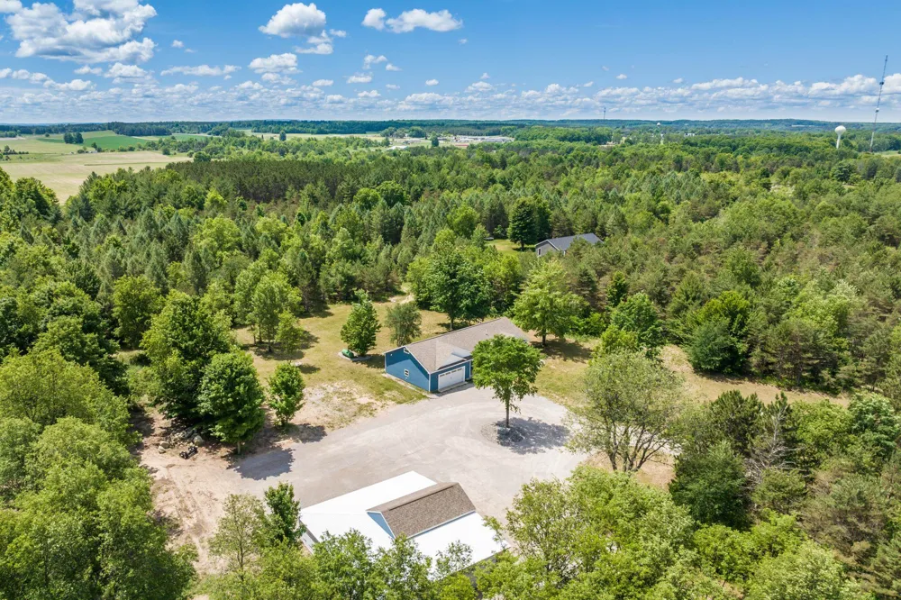 3424 Starlight Trail Paradise Township, MI 49649