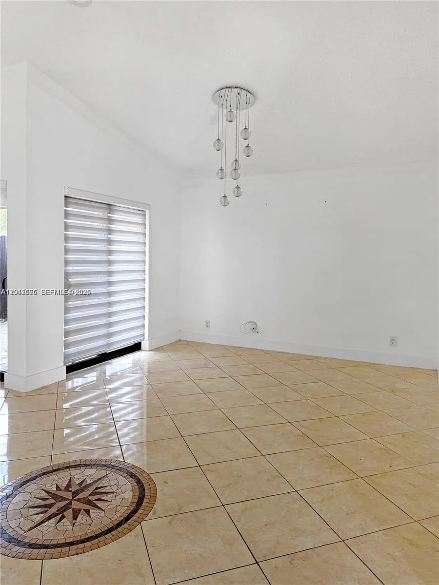 6012 NW 172nd Terr Cir Hialeah, FL 33015