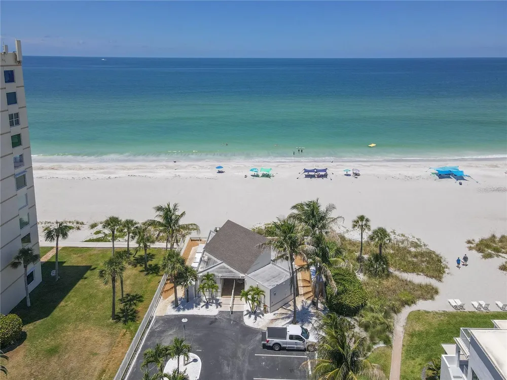 4340 FALMOUTH DRIVE #D-204 Longboat Key, FL 34228