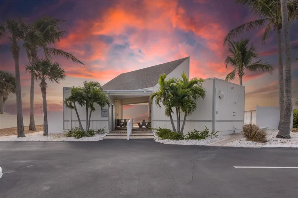 4340 FALMOUTH DRIVE #D-204 Longboat Key, FL 34228
