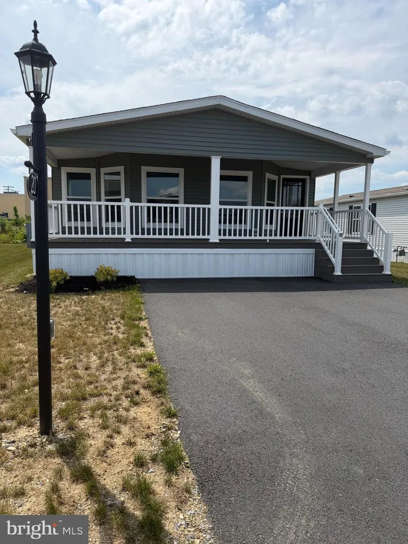 20 EVERGREEN ALY Palmyra, PA 17078