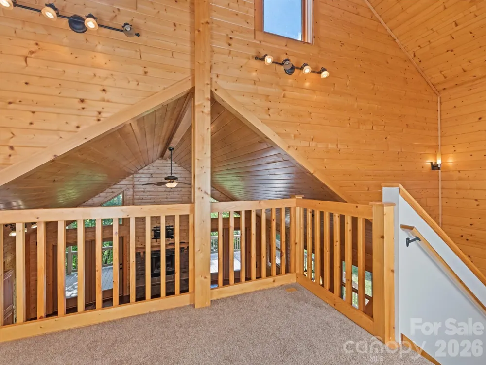 51 Stony Pond Lane Canton, NC 28716