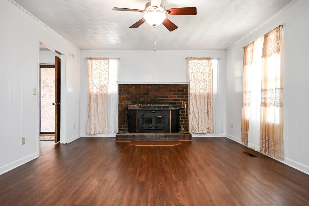 5714 Waterlevel Highway Cleveland, TN 37323