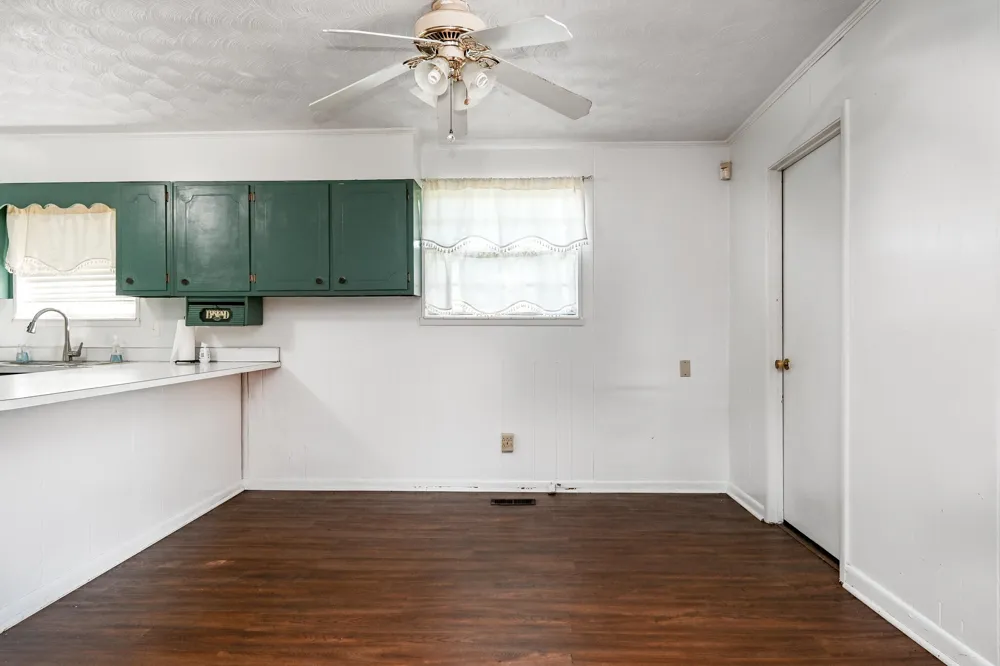 5714 Waterlevel Highway Cleveland, TN 37323