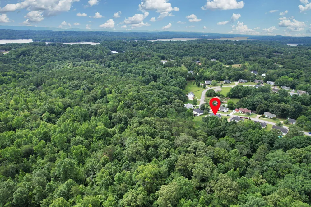2214 N Fork Drive Soddy Daisy, TN 37379