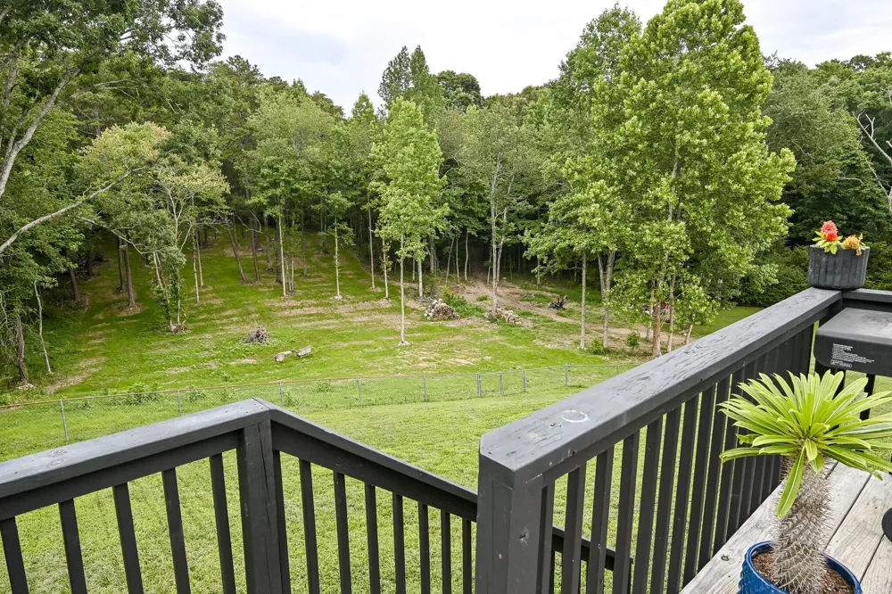 2214 N Fork Drive Soddy Daisy, TN 37379