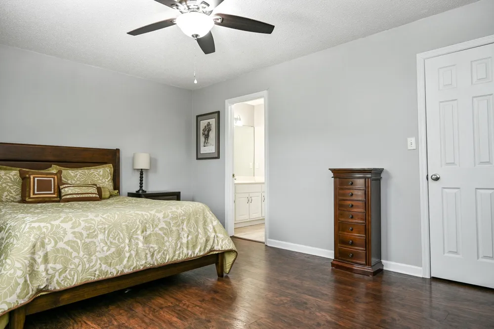 2214 N Fork Drive Soddy Daisy, TN 37379