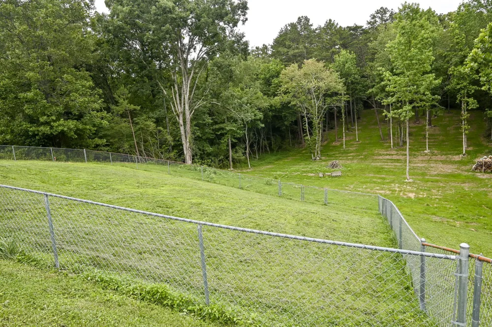 2214 N Fork Drive Soddy Daisy, TN 37379
