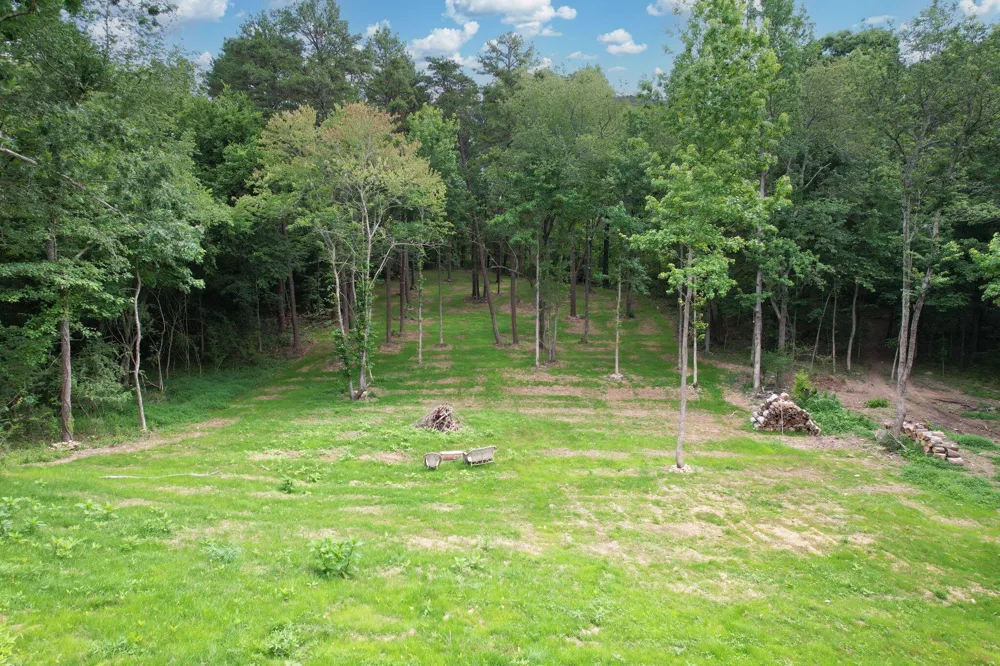 2214 N Fork Drive Soddy Daisy, TN 37379