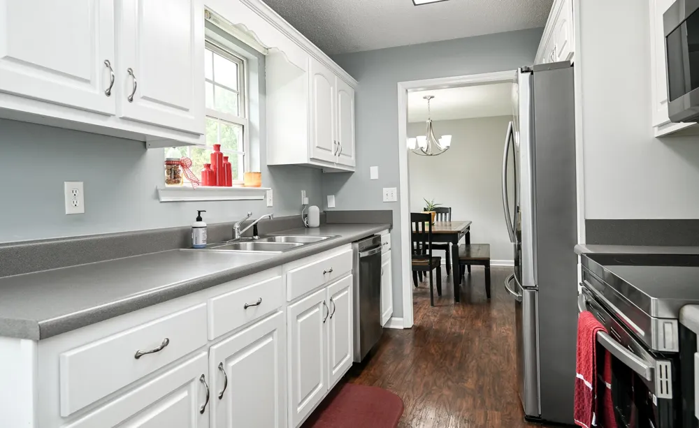 2214 N Fork Drive Soddy Daisy, TN 37379