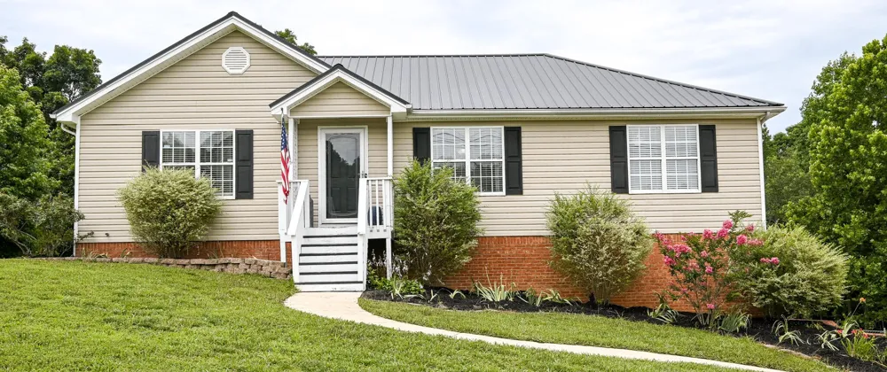 2214 N Fork Drive Soddy Daisy, TN 37379