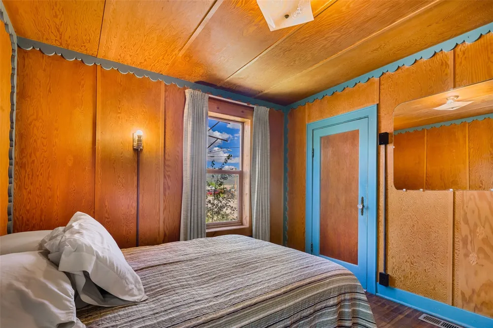 135 S MAIN STREET Alma, CO 80420