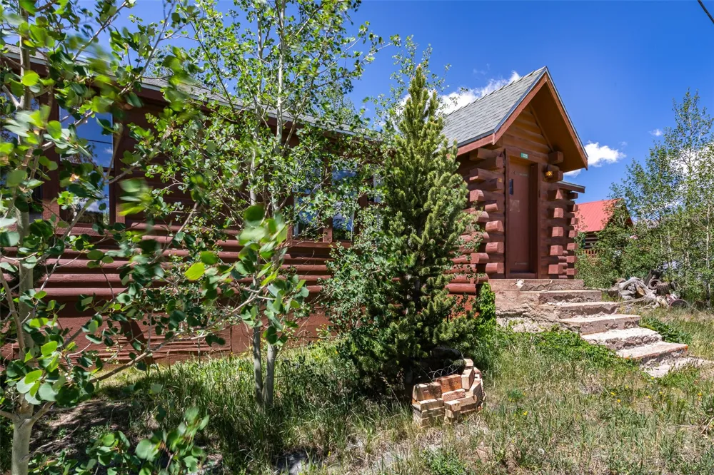 135 S MAIN STREET Alma, CO 80420