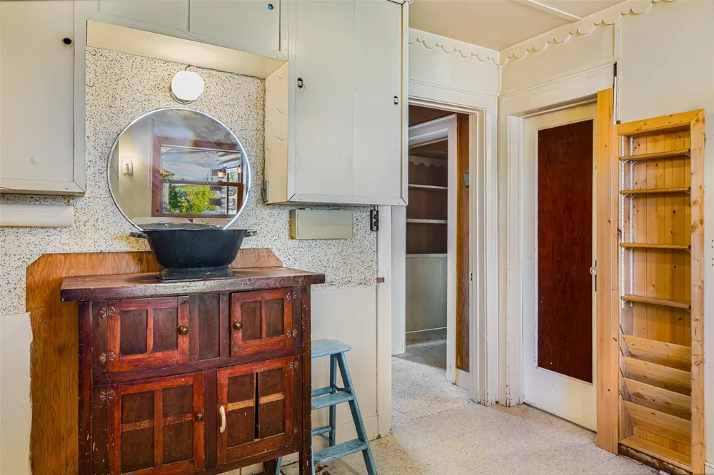 135 S MAIN STREET Alma, CO 80420