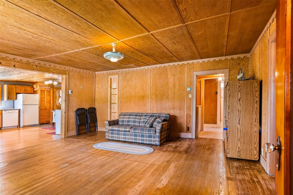 135 S MAIN STREET Alma, CO 80420