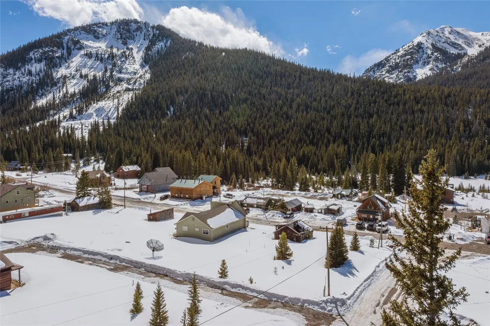 5355 Montezuma Road Montezuma, CO 80435