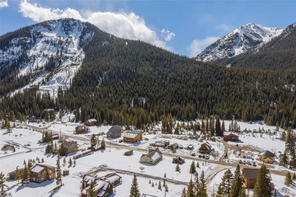 5355 Montezuma Road Montezuma, CO 80435