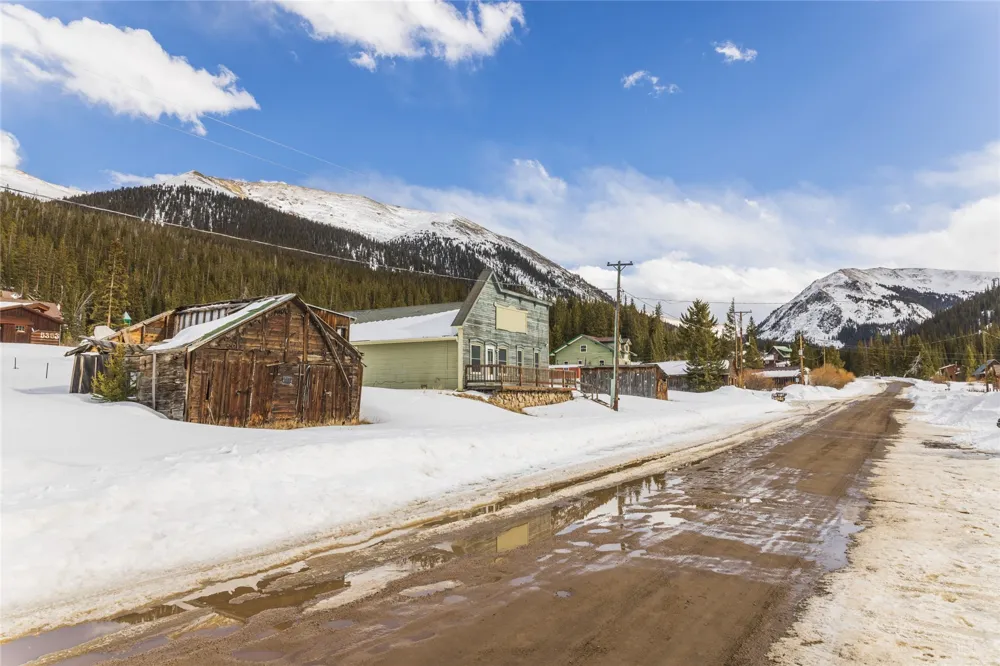 5355 Montezuma Road Montezuma, CO 80435