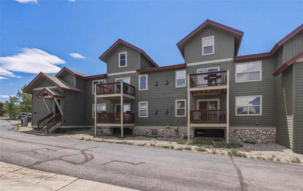 100 Wildernest Court #203C Wildernest, CO 80498