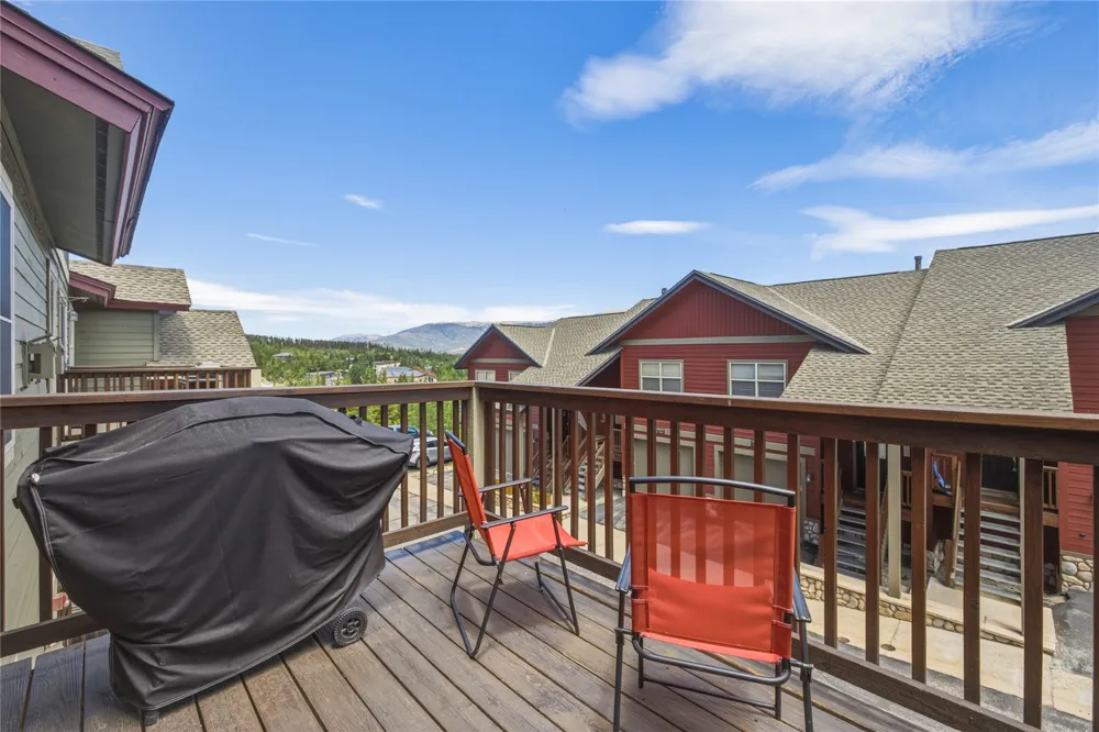 100 Wildernest Court #203C Wildernest, CO 80498