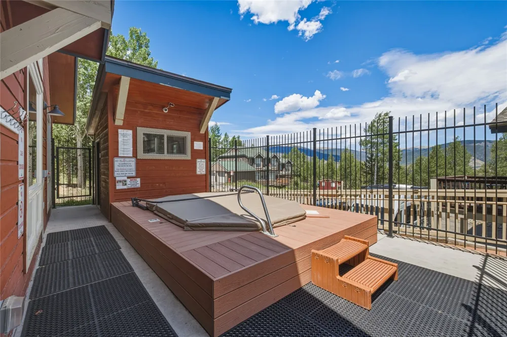 100 Wildernest Court #203C Wildernest, CO 80498