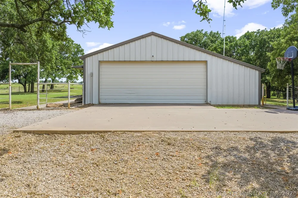 4162 County Street 2990 Street Lindsay, OK 73052