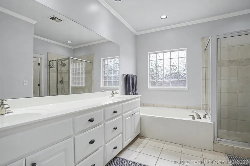10921 S 87th EastAvenue Tulsa, OK 74133