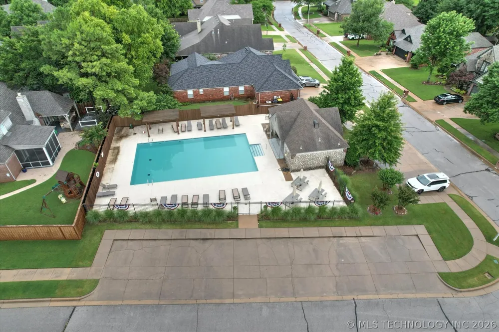 10921 S 87th EastAvenue Tulsa, OK 74133