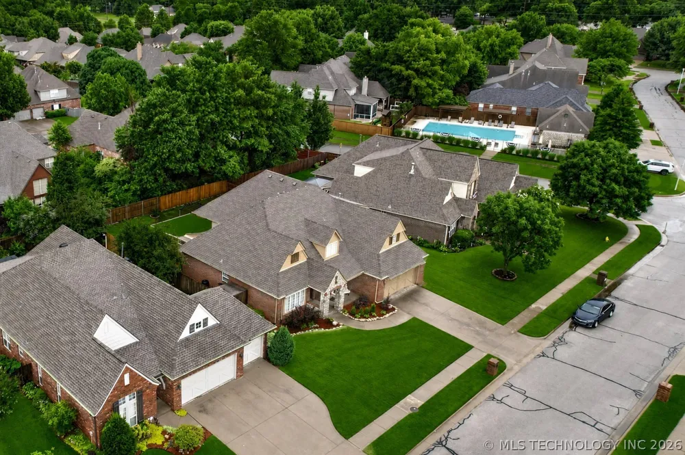 10921 S 87th EastAvenue Tulsa, OK 74133