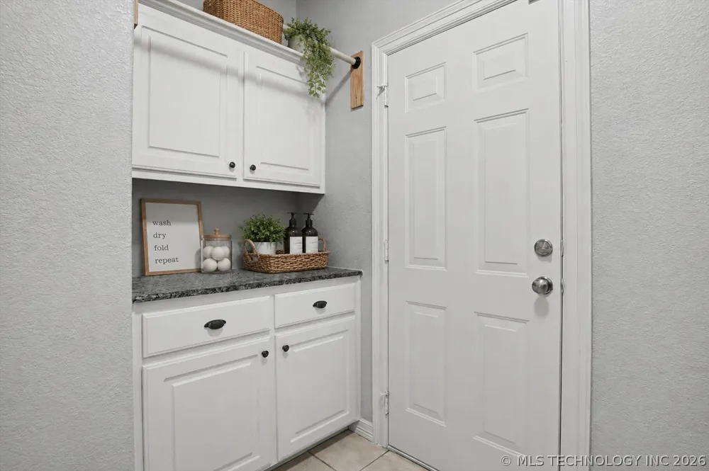 10921 S 87th EastAvenue Tulsa, OK 74133