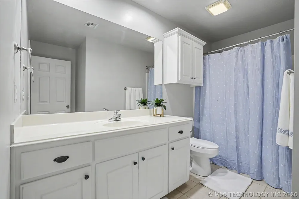 10921 S 87th EastAvenue Tulsa, OK 74133
