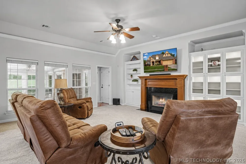 10921 S 87th EastAvenue Tulsa, OK 74133