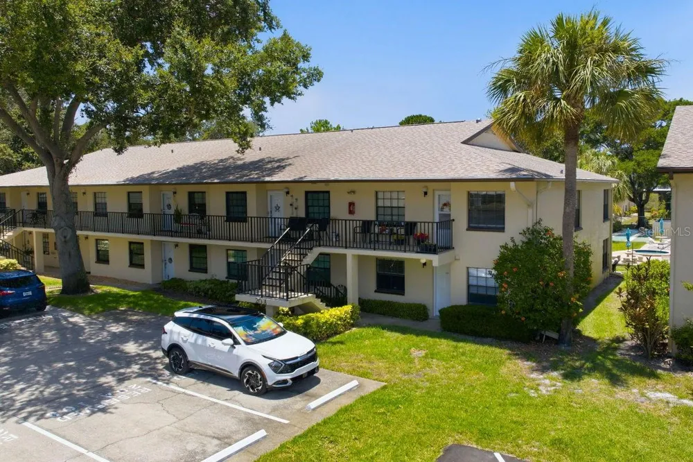 2400 WINDING CREEK BOULEVARD #20A-109 Clearwater, FL 33761