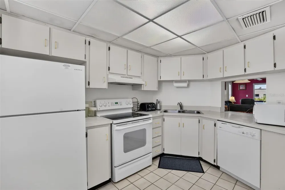 8693 BARDMOOR BOULEVARD #301B Largo, FL 33777