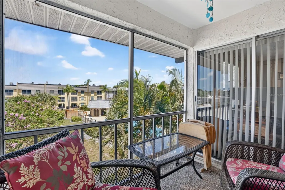 8693 BARDMOOR BOULEVARD #301B Largo, FL 33777