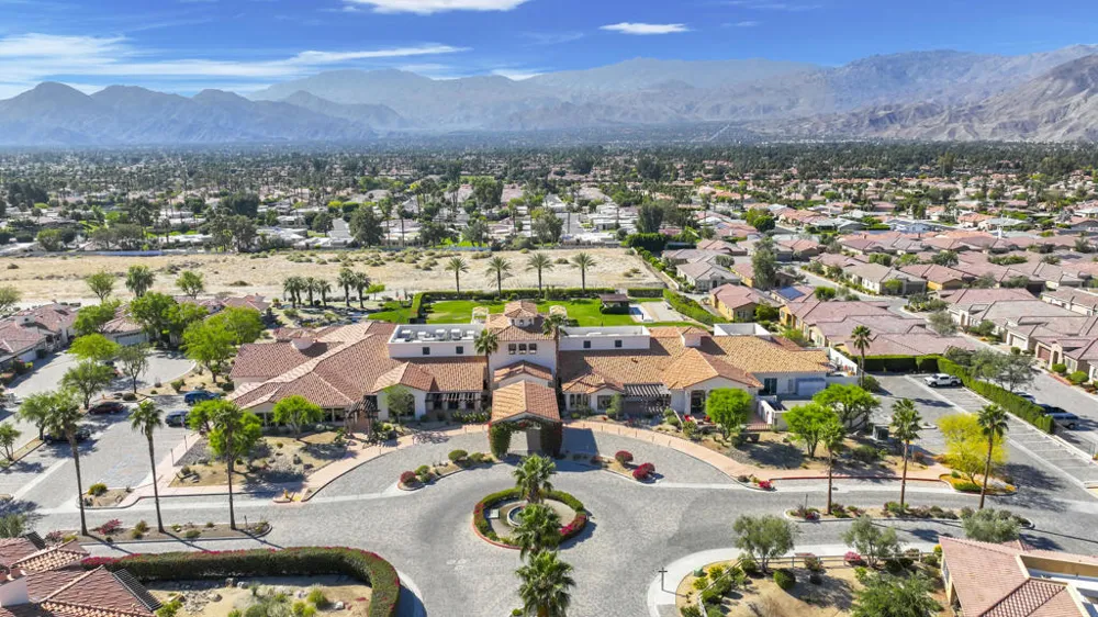 2312 Via Calderia Palm Desert, CA 92260