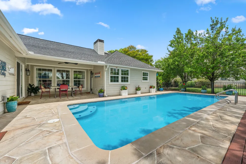 1811 Cando Court Lakeway, TX 78734