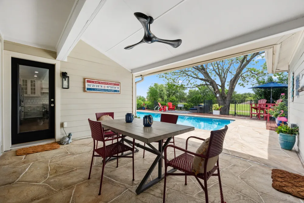 1811 Cando Court Lakeway, TX 78734