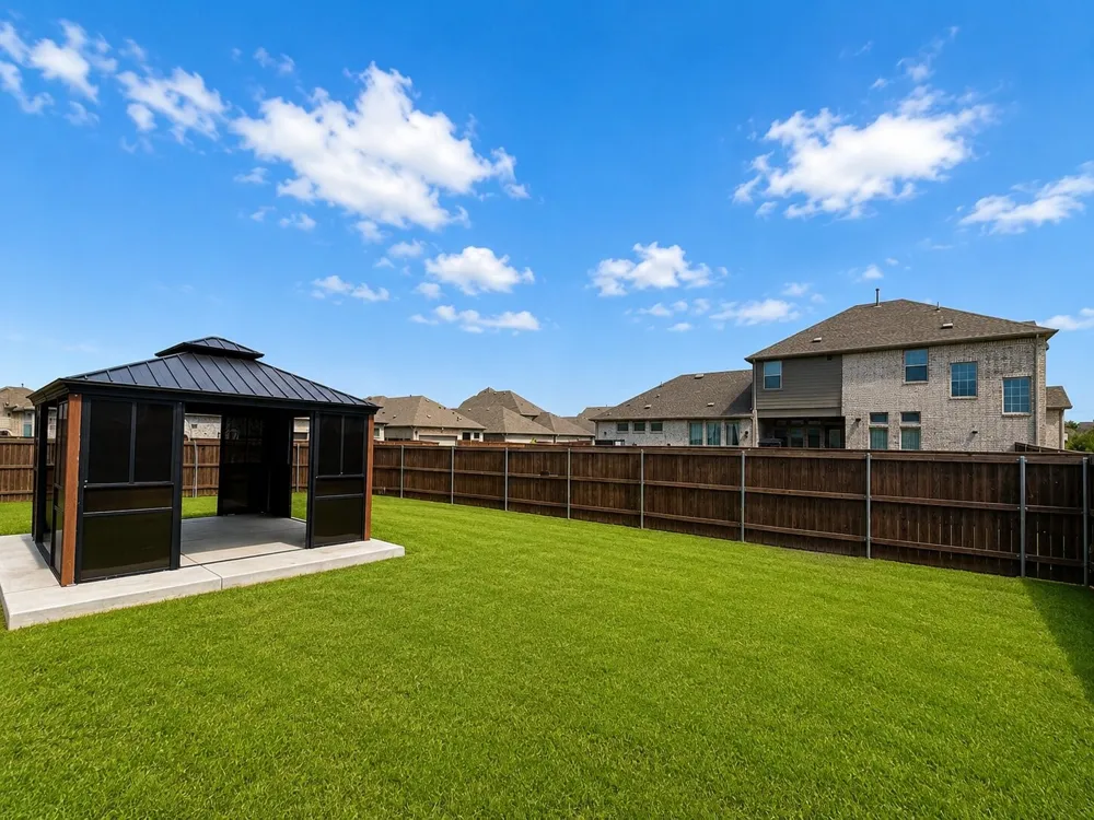 1414 Haybale Lane Garland, TX 75042