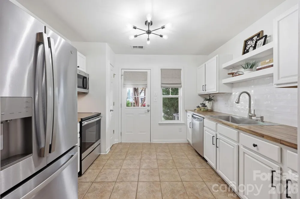 17307 Villanova Road Huntersville, NC 28078