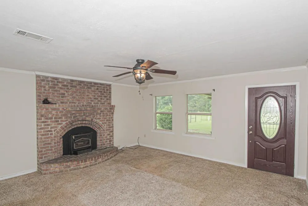 899 J Hickman Road Leggett, TX 77350