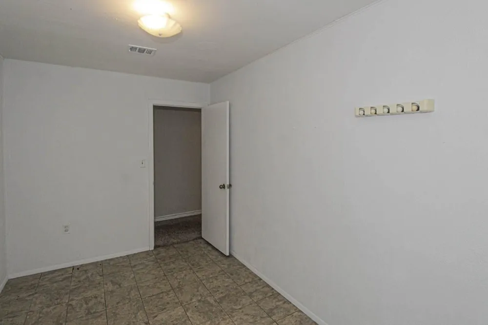 899 J Hickman Road Leggett, TX 77350