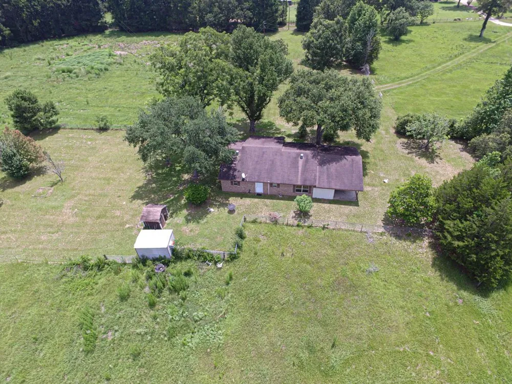 899 J Hickman Road Leggett, TX 77350