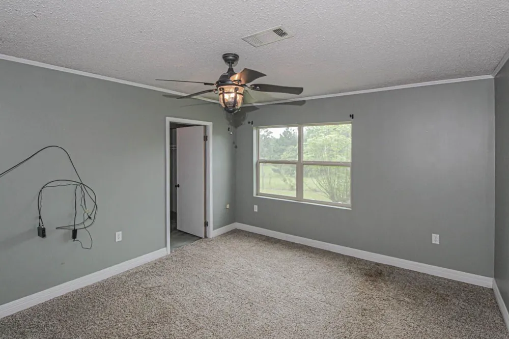 899 J Hickman Road Leggett, TX 77350